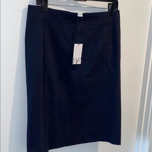 DIANE von FURSTENBURG navy blue pencil skirt w zip